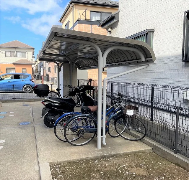 屋根付き駐輪場