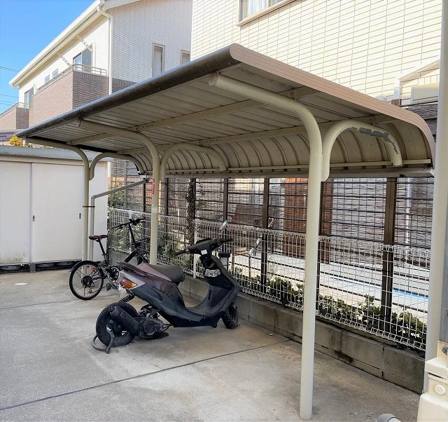 屋根付き駐輪場