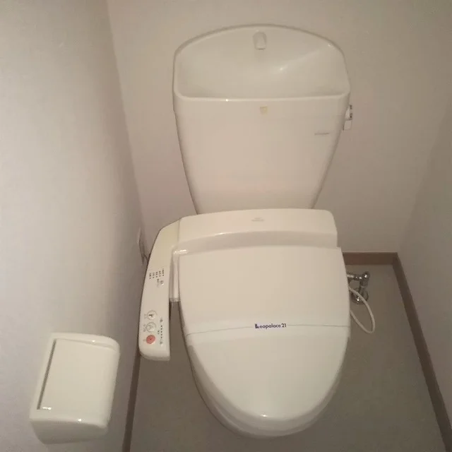 温水洗浄便座完備