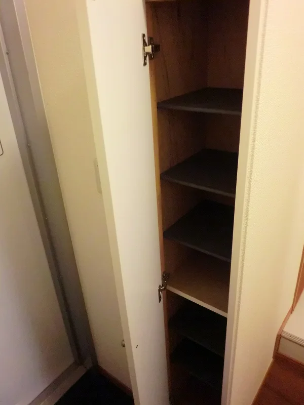 シューズボックス