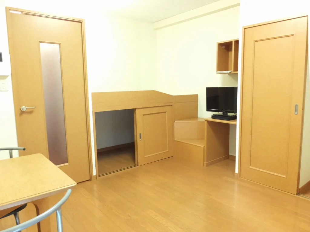 １階床はフローリング仕様です。