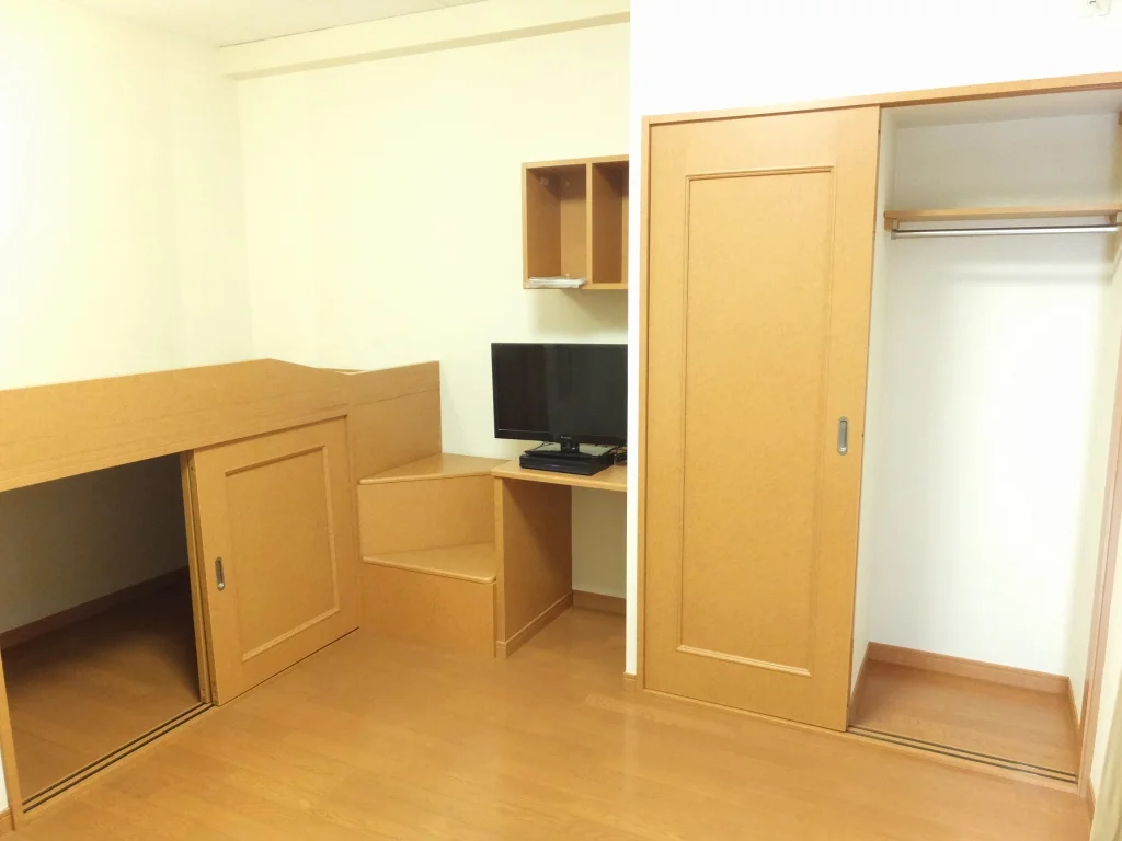荷物も多い人にもオススメできるお部屋です。