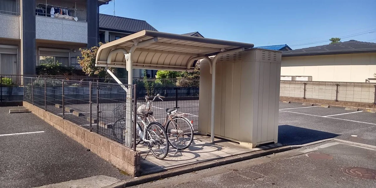 屋根付き駐輪場