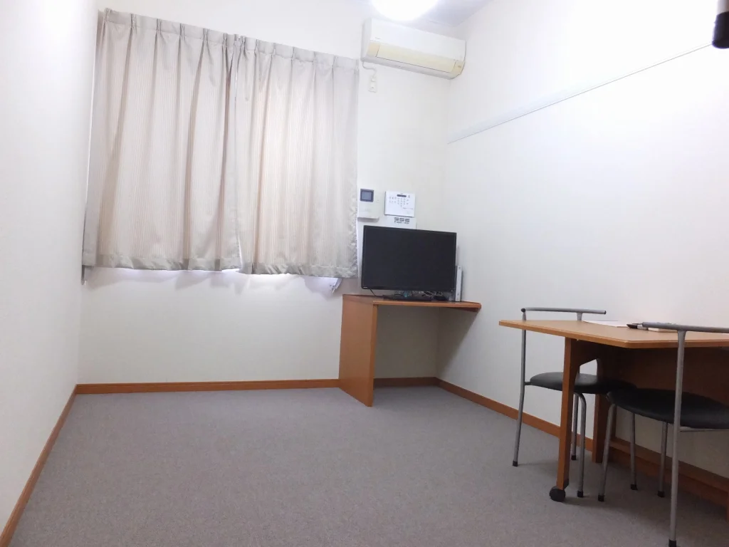 家具家電設置済みのお部屋です。