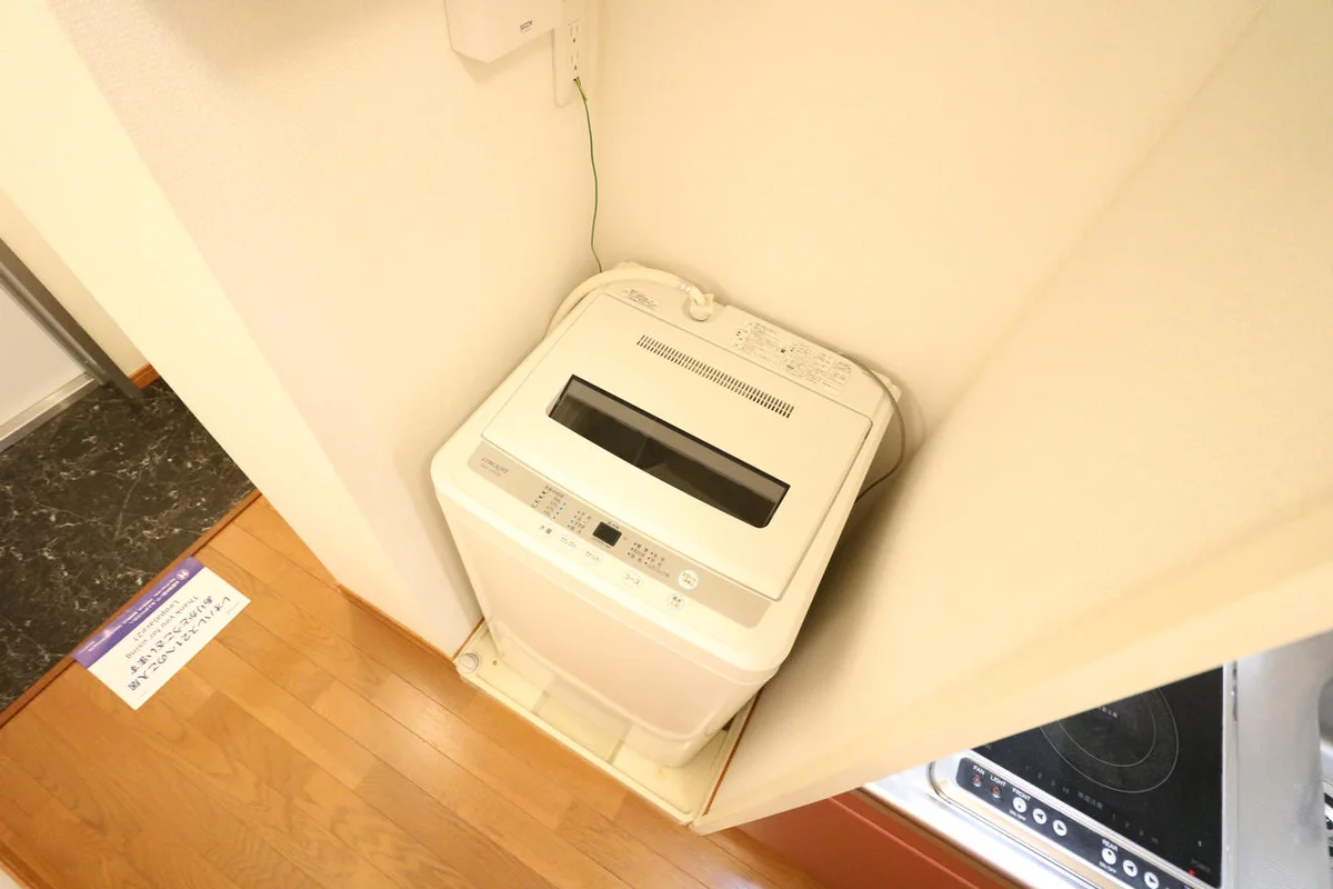 室内洗濯機完備によりお手軽に引越しが可能！