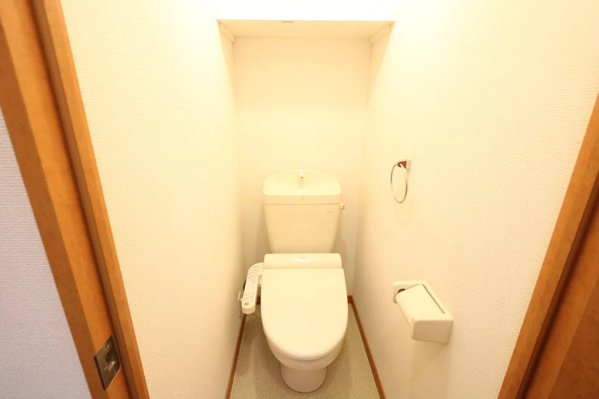 温水洗浄便座を完備しており快適な毎日を！