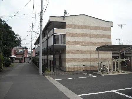 物件横にあります。５台分です。