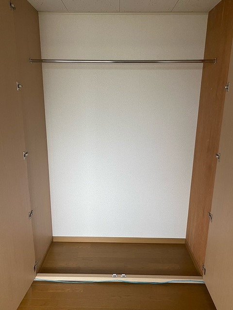 現況優先