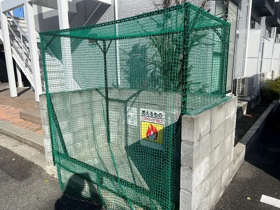 ごみ置場