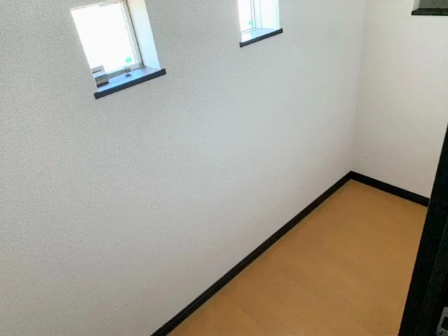 現況優先