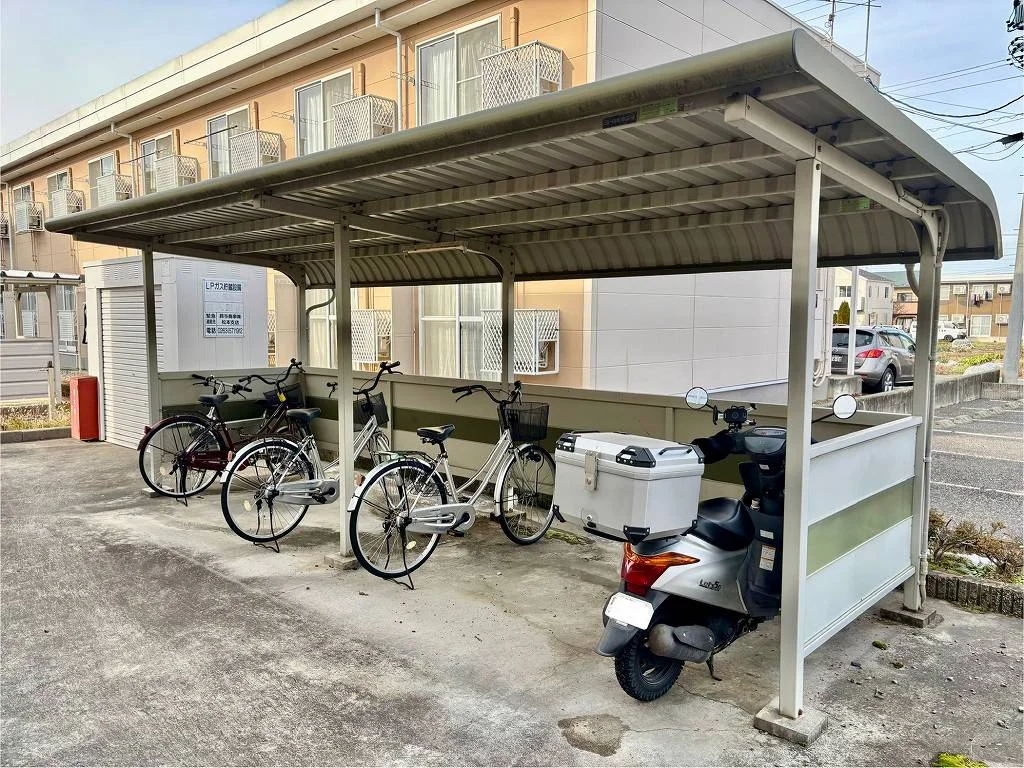 駐輪場