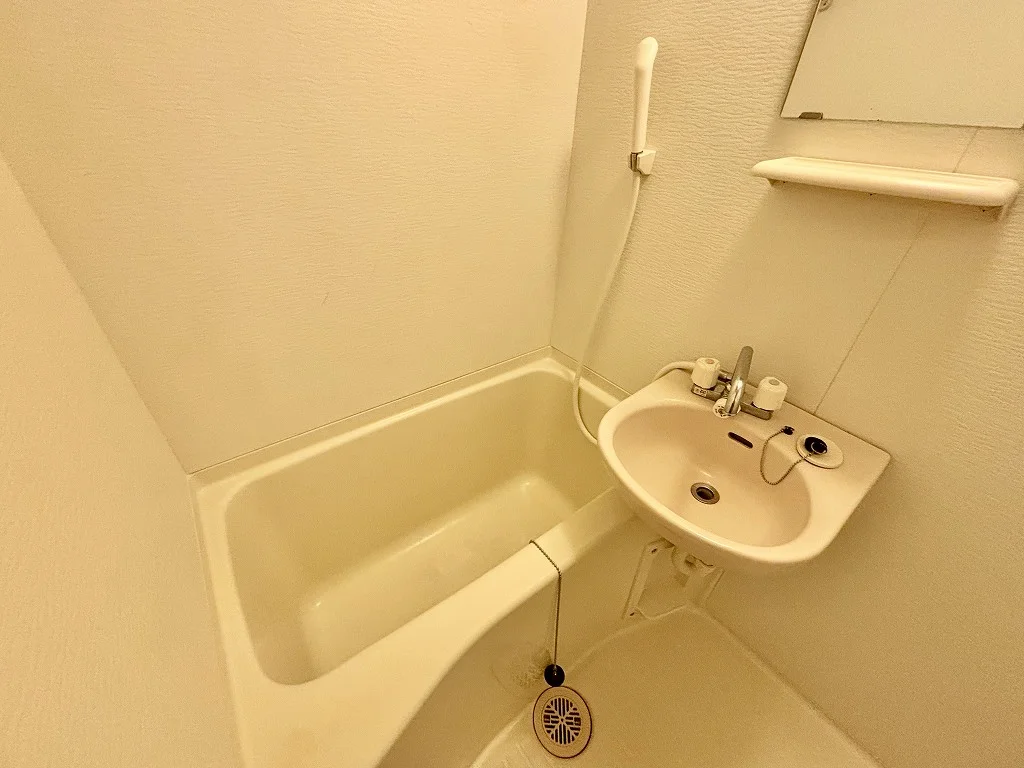 設備・仕様は号室により異なる為、現状を優先いたします。