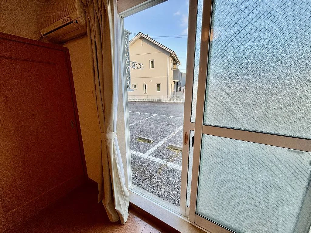 設備・仕様は号室により異なる為、現況を優先いたします。