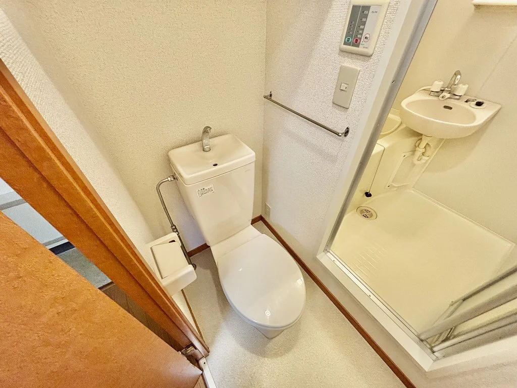 設備・仕様は号室により異なる為、現況を優先いたします。