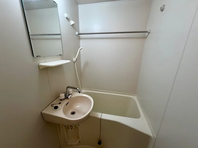 設備・仕様は号室により異なる為、現状を優先いたします。