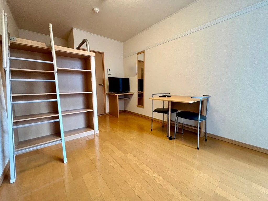 設備・仕様は号室により異なる為、現況を優先いたします。