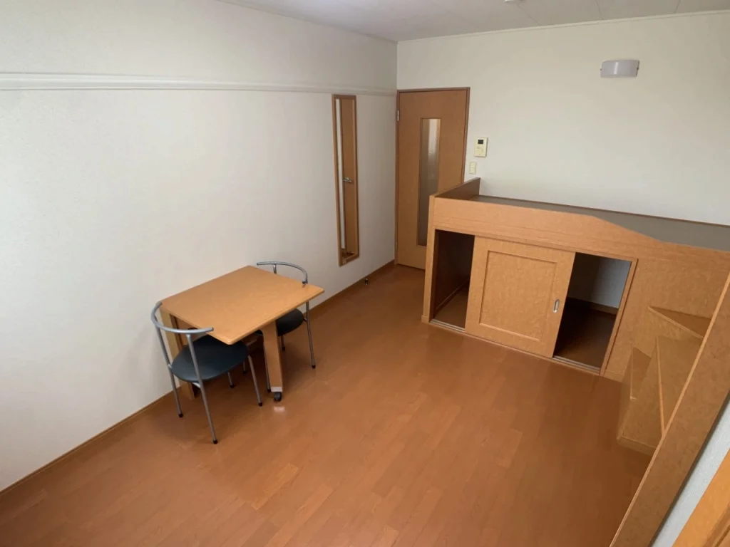 1Fフローリング・2F絨毯