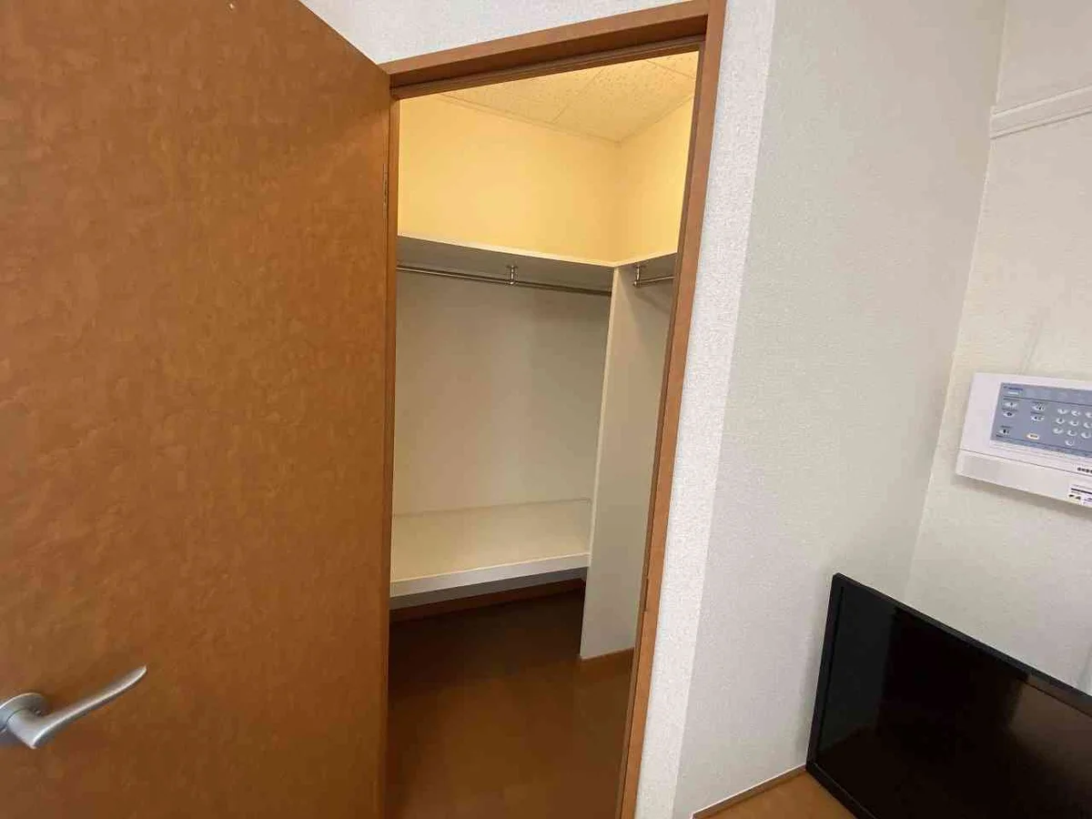 ウォークインクローゼット付きです