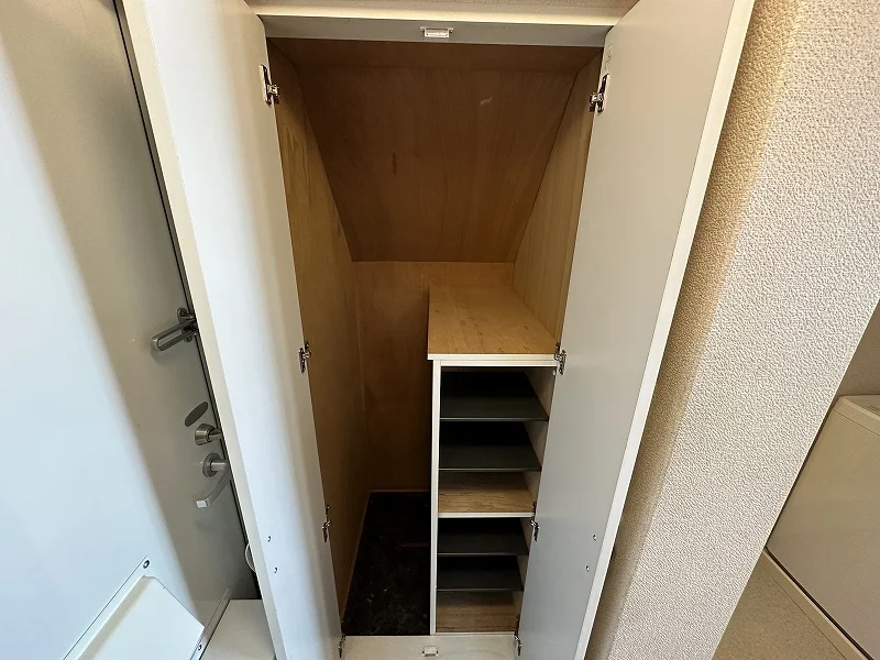 シューズボックス