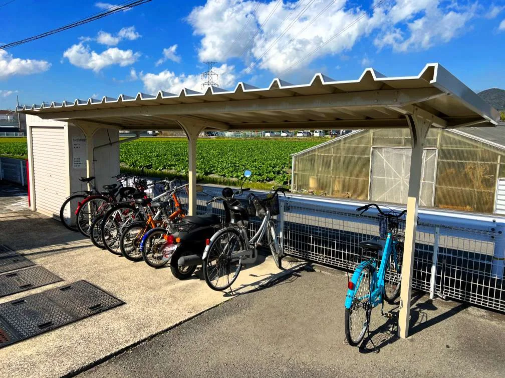 屋根付き駐輪場