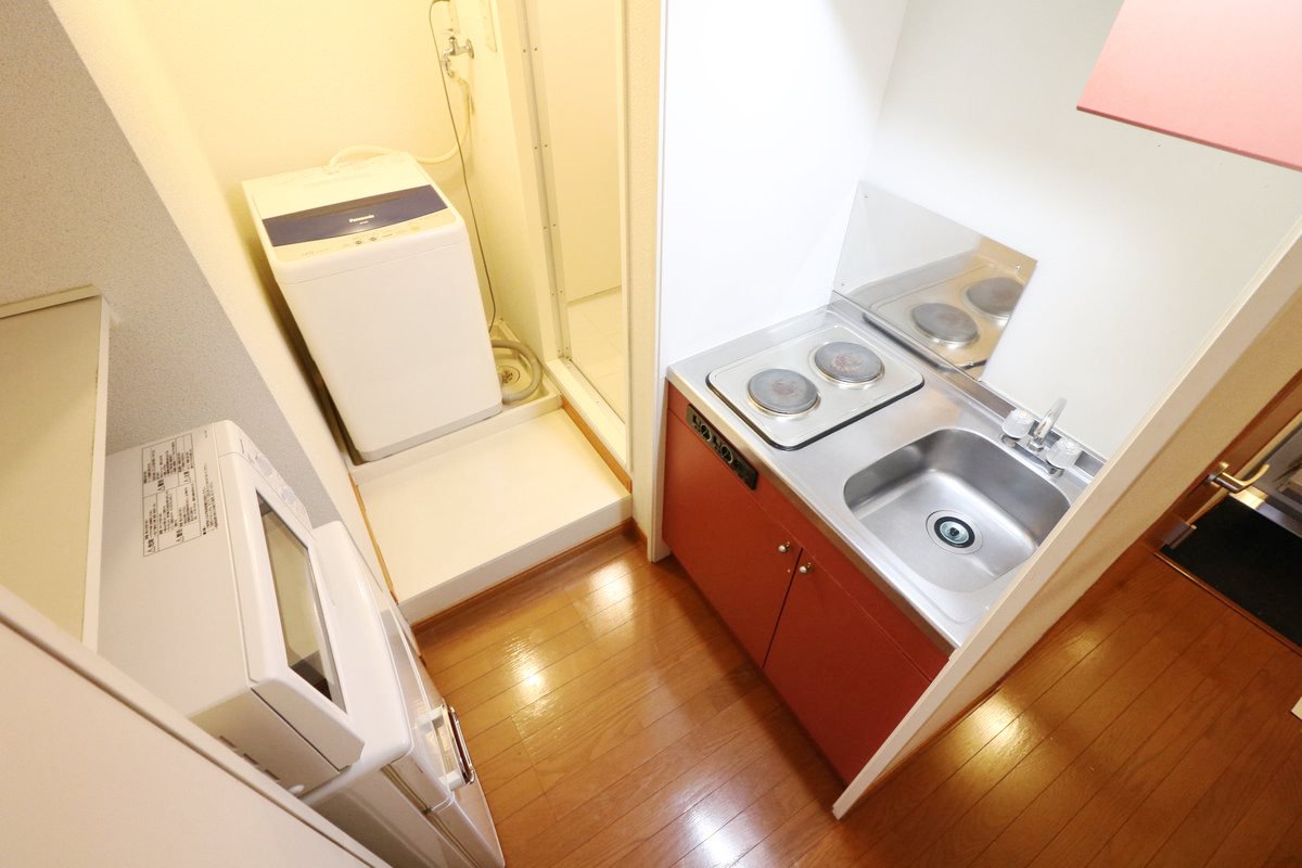 大型家具家電付きにより初めての一人暮らしの方も安心