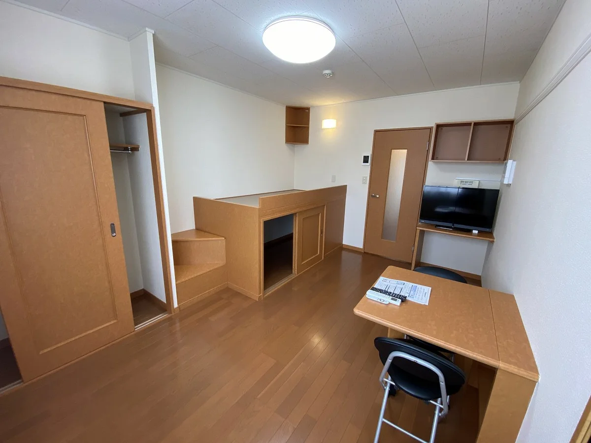 写真と異なる場合は、現状を優先致します。