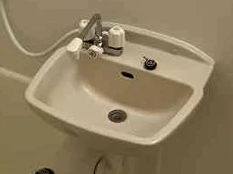 設備仕様は号室により異なる為、現況を優先致します。