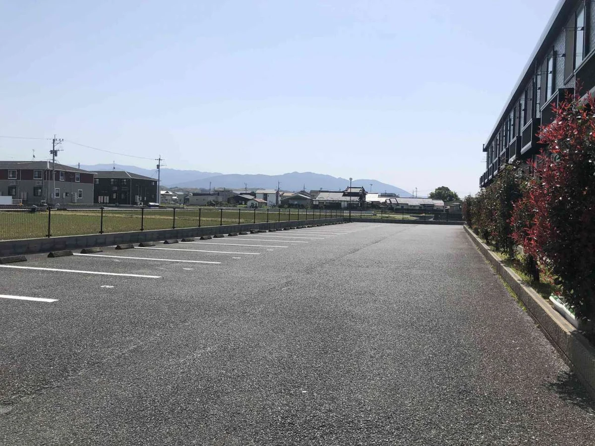 写真と現状が異なる場合は現状を優先します。