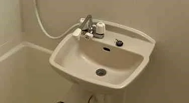 設備仕様は号室により異なる為、現況を優先致します。