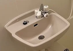 設備・使用は号室により異なる為、現況を優先致します。