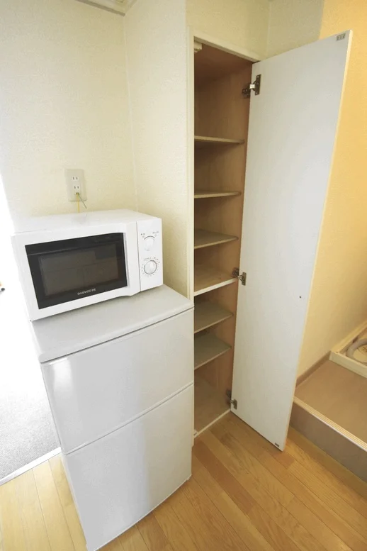 電子レンジ・冷蔵庫付き