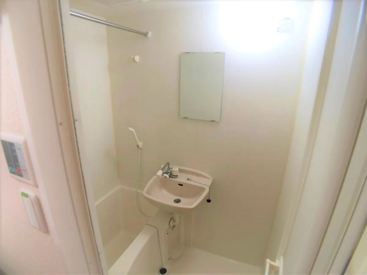 設備仕様は号室により異なる為、現況を優先とします。