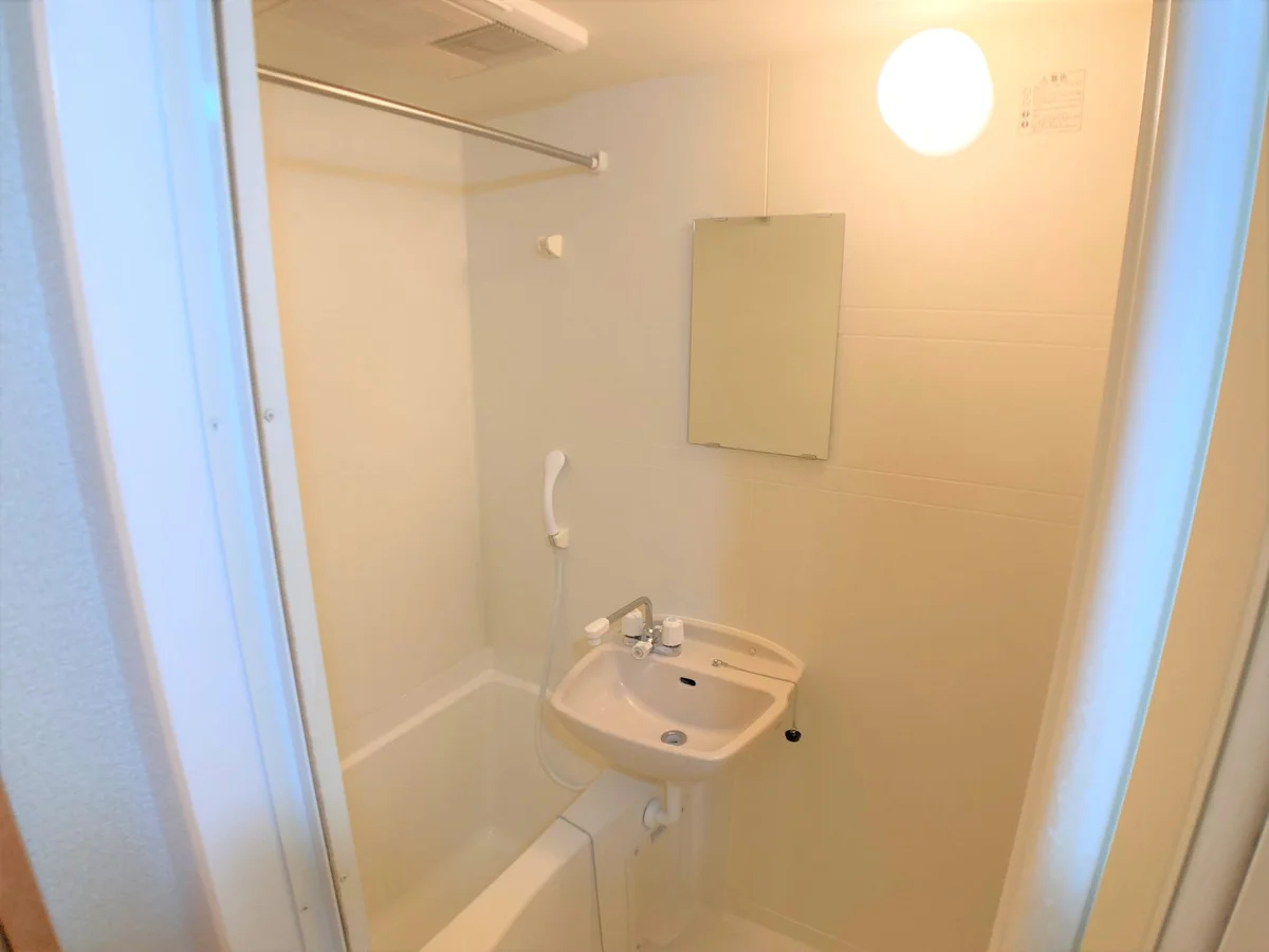 設備・仕様は号室により異なる為、現況を優先致します。