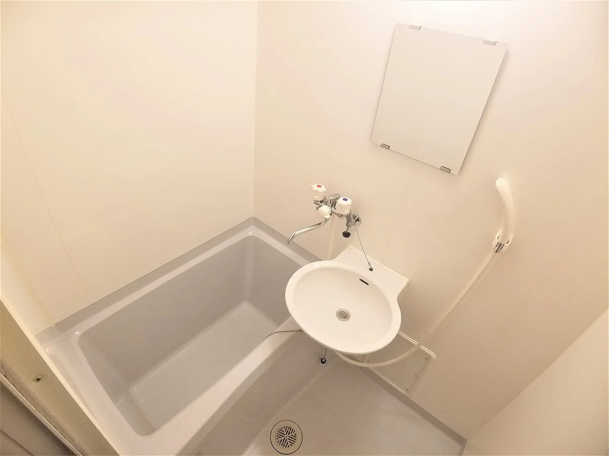 設備・仕様は号室により異なる為、現況を優先致します。