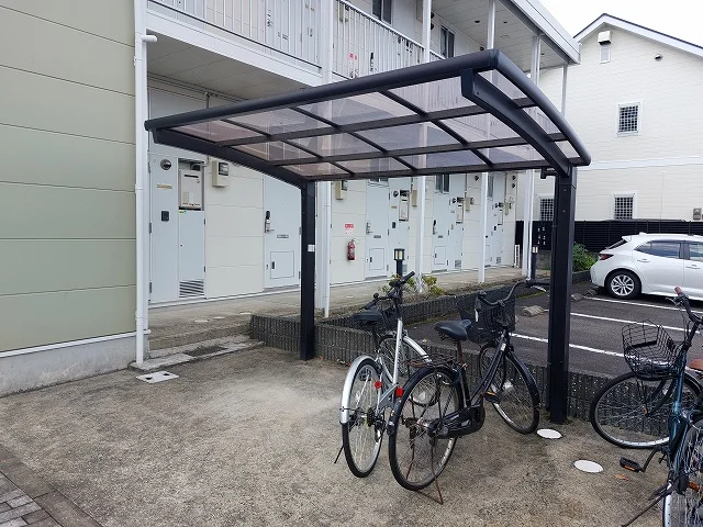 屋根付き駐輪場