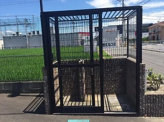 ゴミ捨て場