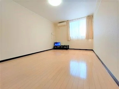 1Ｆのお部屋はフローリングです。