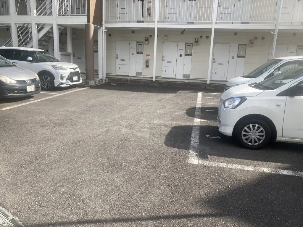 設備・仕様は号室により異なる為現況を優先致します。