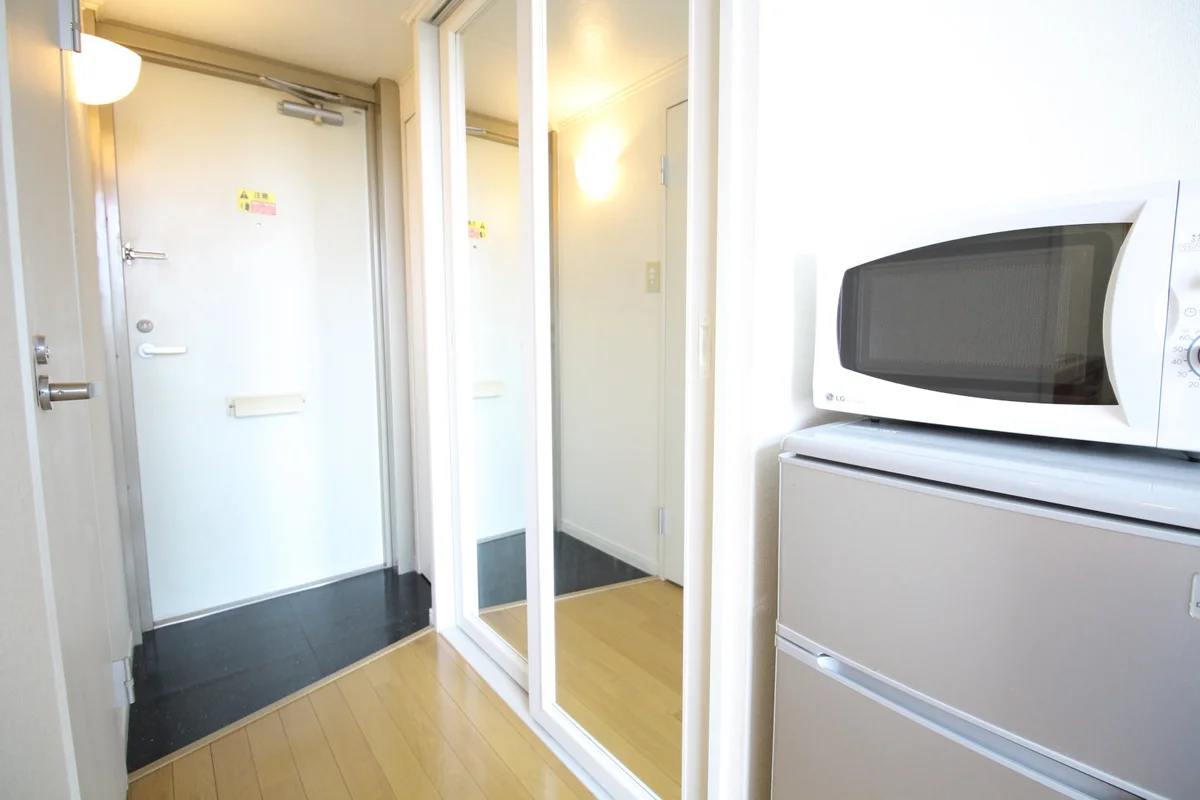 シューズＢＯＸ付きの玄関です☆（※写真は家電付きの場合）