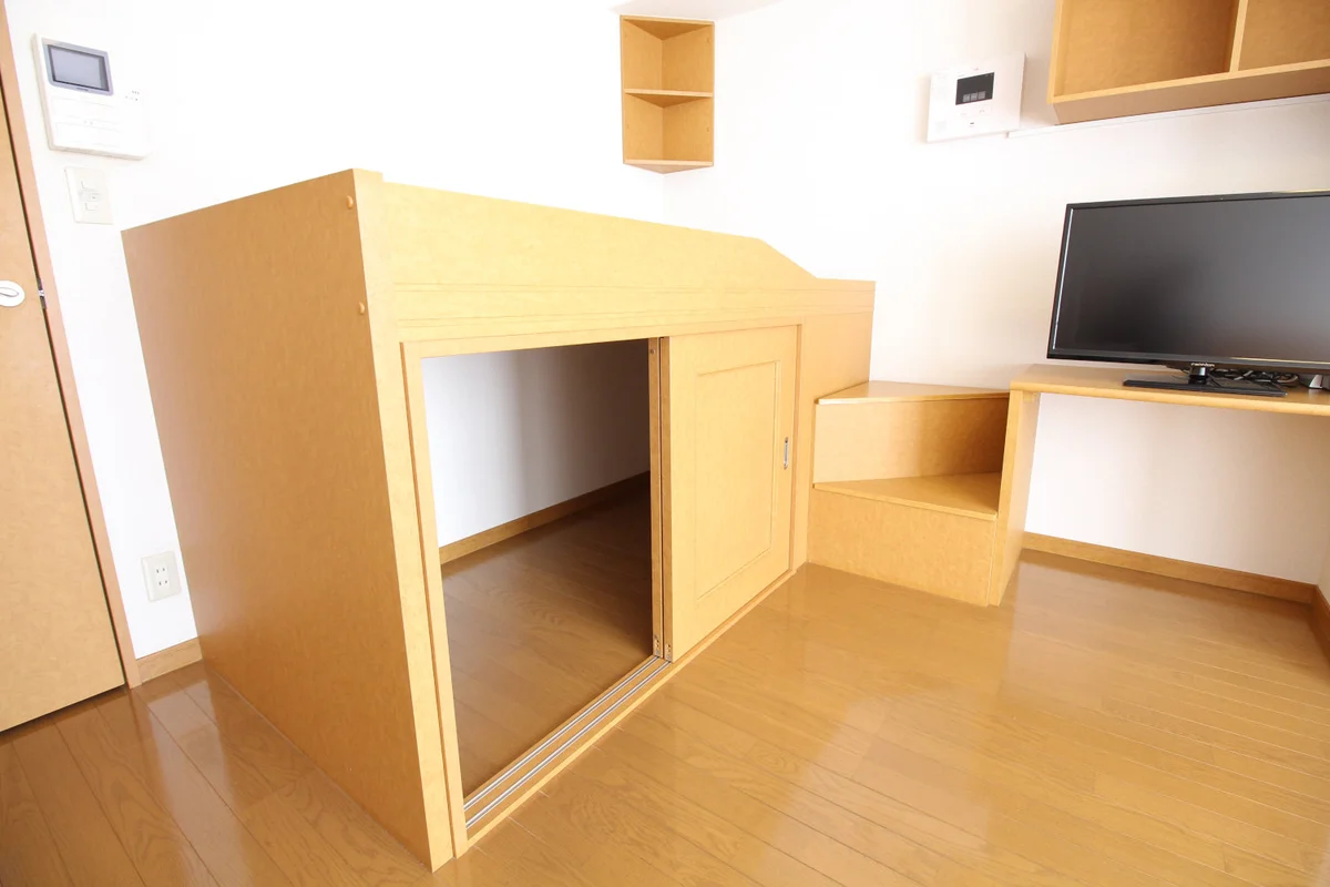 ベッド下の収納は大容量で大変ご好評頂いています！