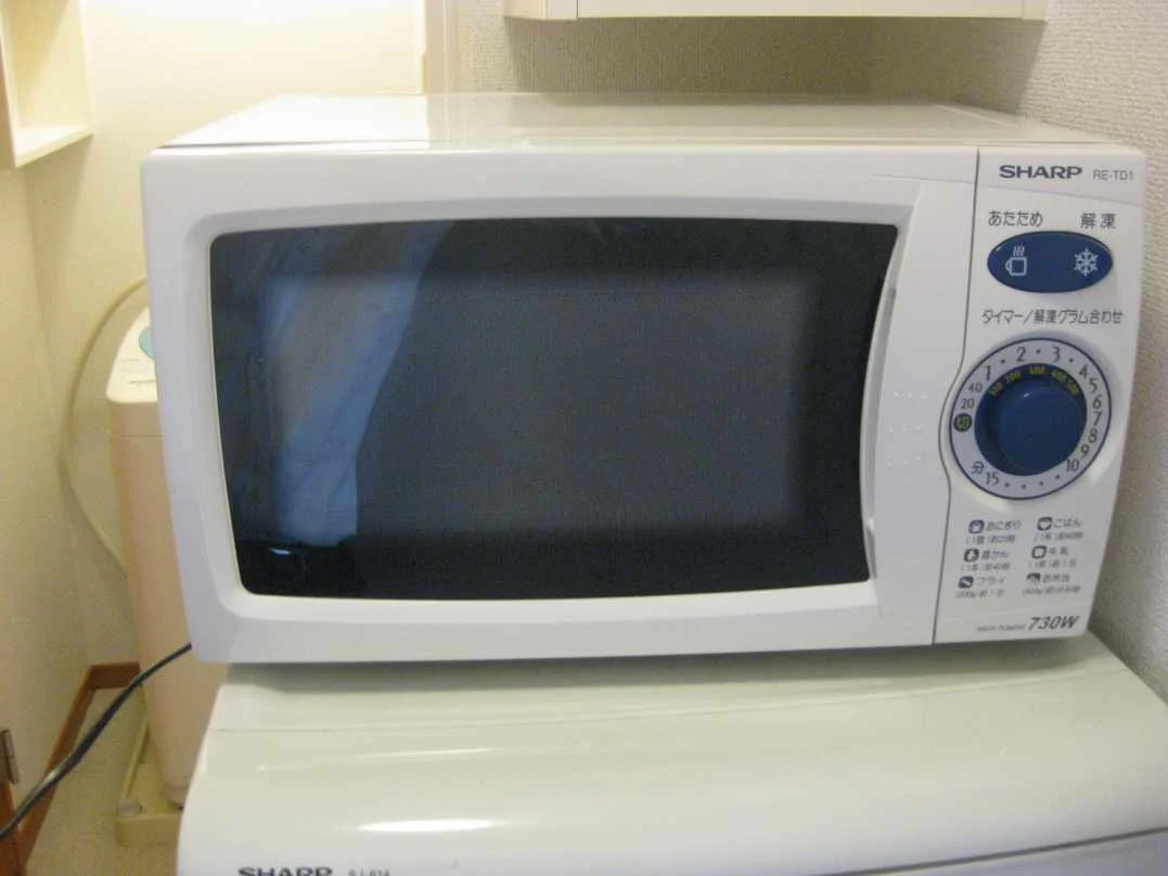 家具・家電付き♪この下は冷蔵庫♪