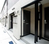 共用部分は清掃業者が清掃しています。