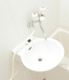 備品や設備仕様は号室等により異なります現地をご確認下さい。