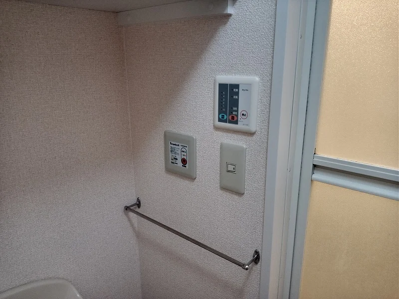 電動水抜き操作盤