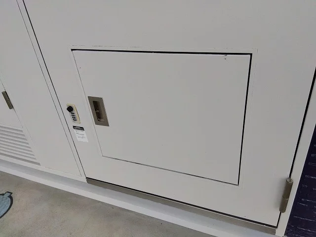宅配ボックス