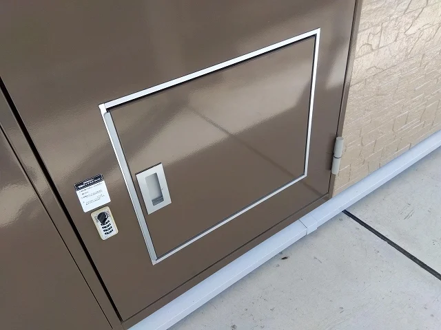 宅配ボックス