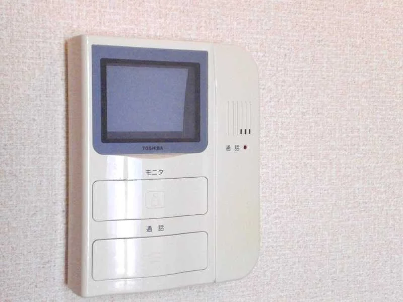 モニター付インターフォン全室搭載です。