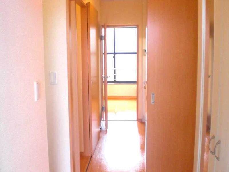 日当たりも良好なので明るい印象です。