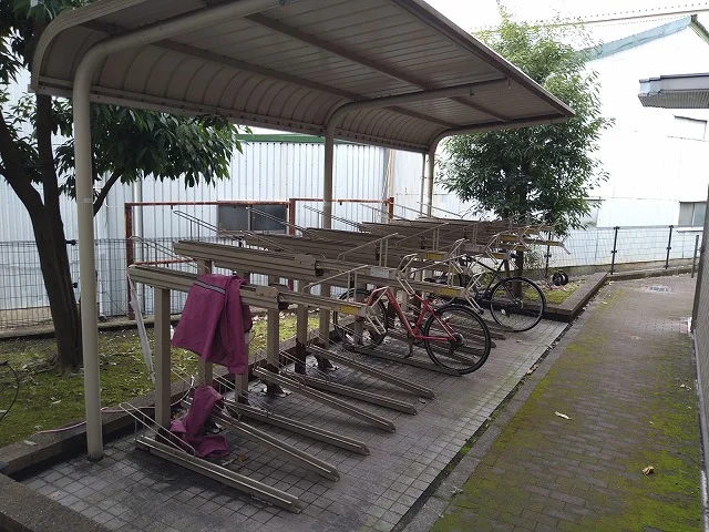 駐輪場　原付＆自転車のみ駐輪可能