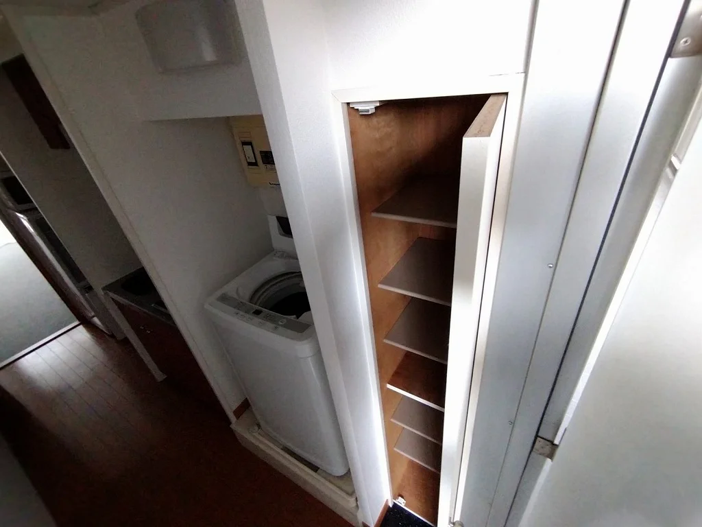 シューズボックス